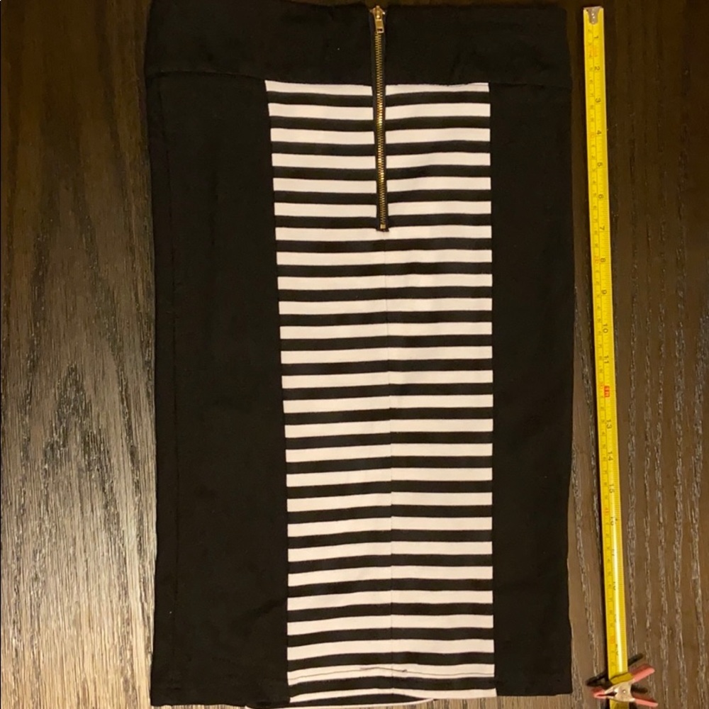 Arden B Black & White Striped Pencil Skirt Size XS - Picture 5 of 6